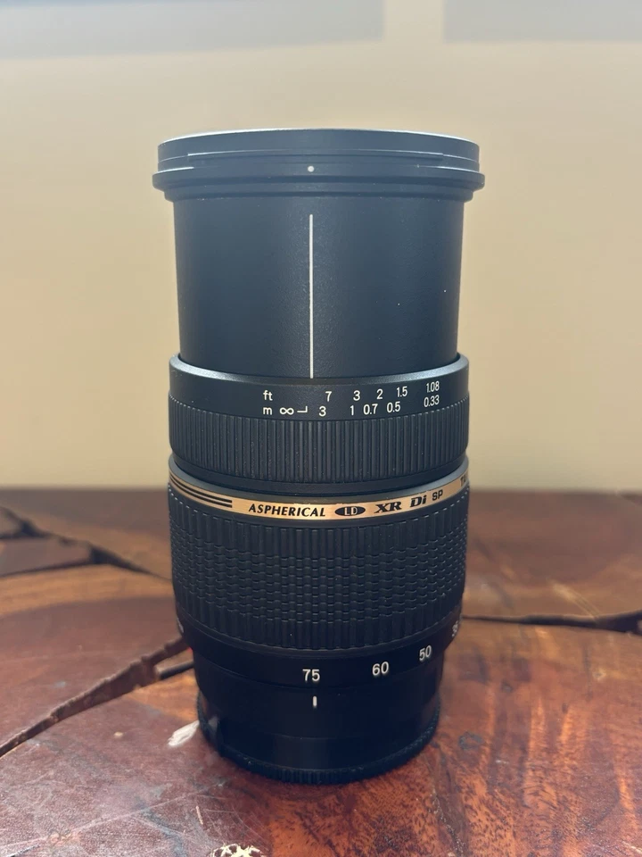 Tamron SP AF Aspherical XR Di LD IF 28-75mm F/2.8 Macro para Lente Sony A Foto 2 de 3