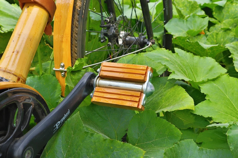Bamboo Bicycle Pedales - Image 4 of 4