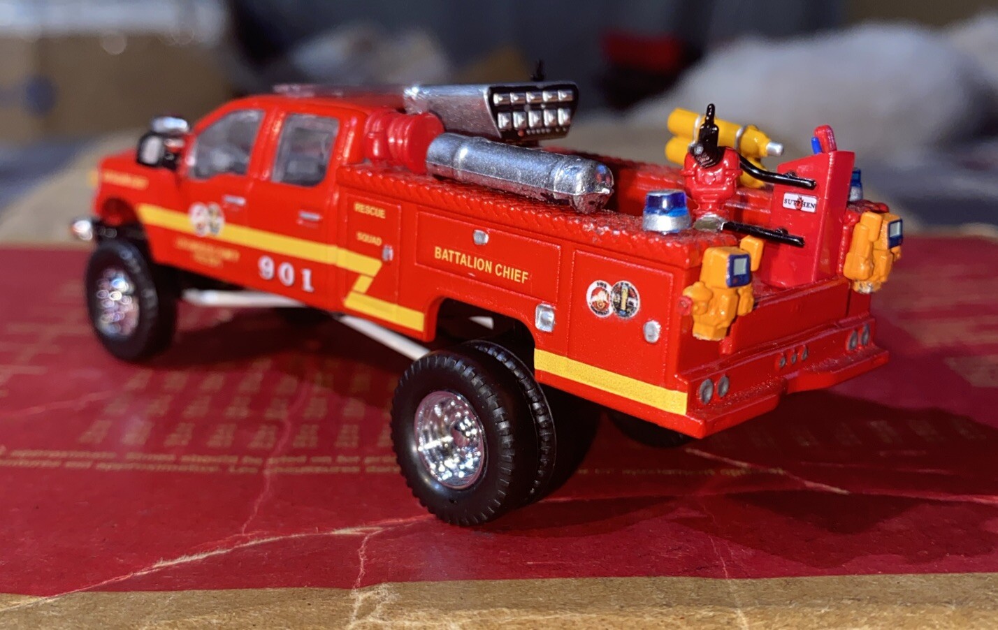 Picture 3 of 24