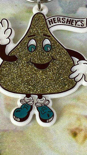 Hershey’s Kiss Glitter Keychain 1995 Vintage Hard Plastic Key Chain Retro Design - Picture 2 of 7