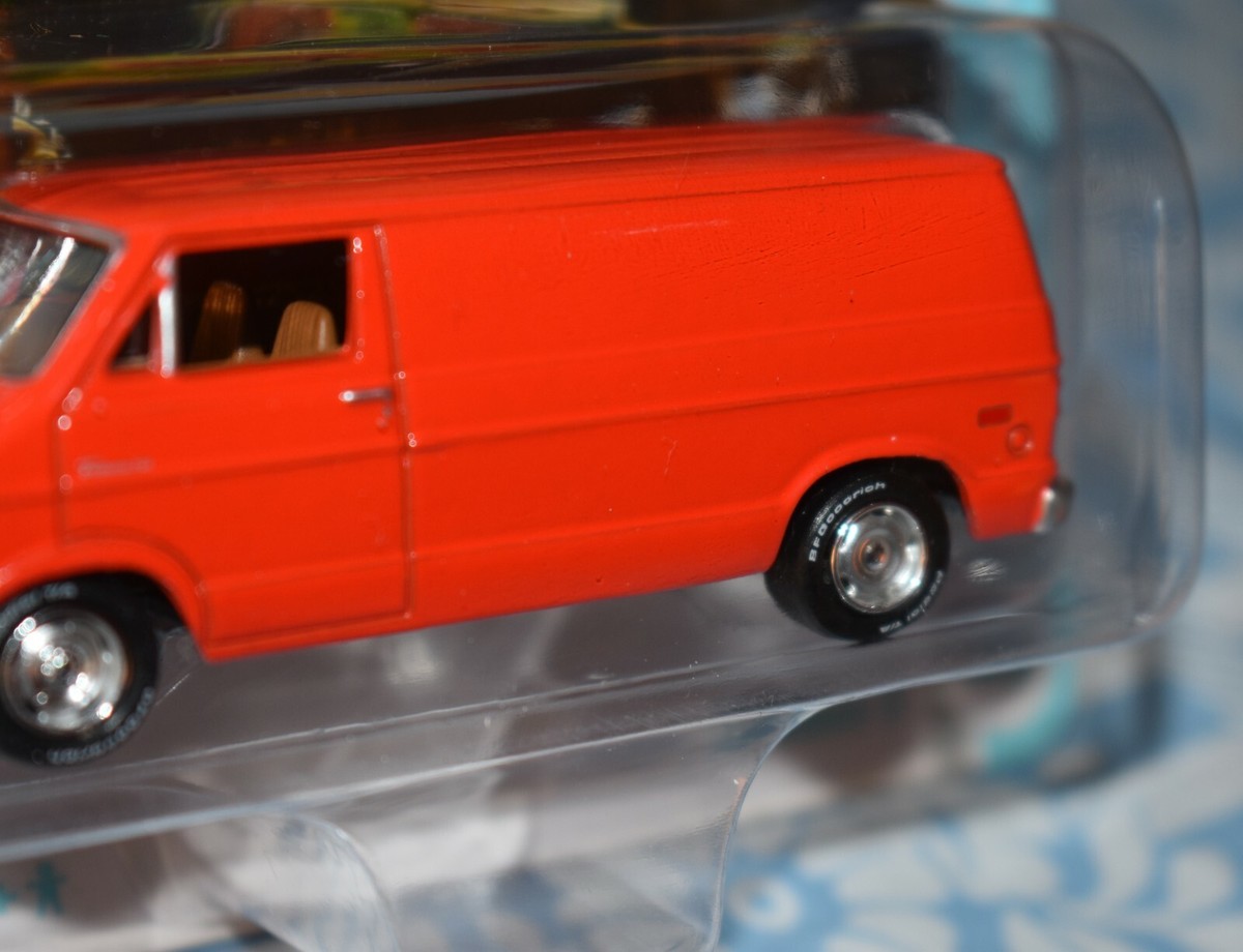 Johnny Lightning 1:64 – 1976 Dodge Tradesman Van Verde – Serie Gold Classico 2021 – Modellino Diecast - Foto 6