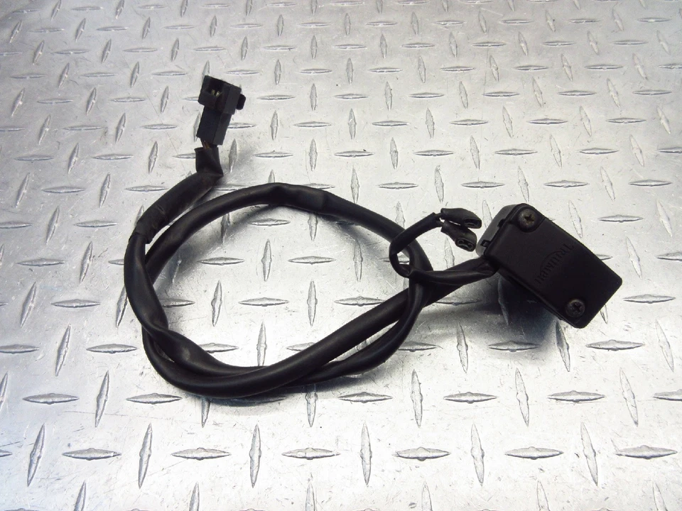 11 12 TRIUMPH STREET TRIPLE R 2011 OEM MANILLAR DERECHO INTERRUPTOR ARRANQUE PARADA MUERTE Foto 4 de 4