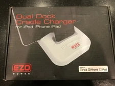 Ezo Power Old Style iPhone 4 iPod iPad Dual Dock Cradle Charger New Open Box