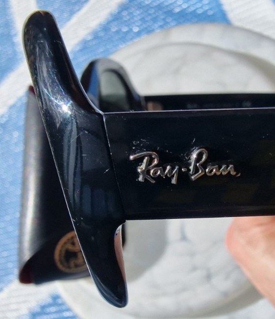 Ray Ban ' RB 4191 601/71  ' Polished Black/Green Oval Sunglasses Italy ***RARE image 6