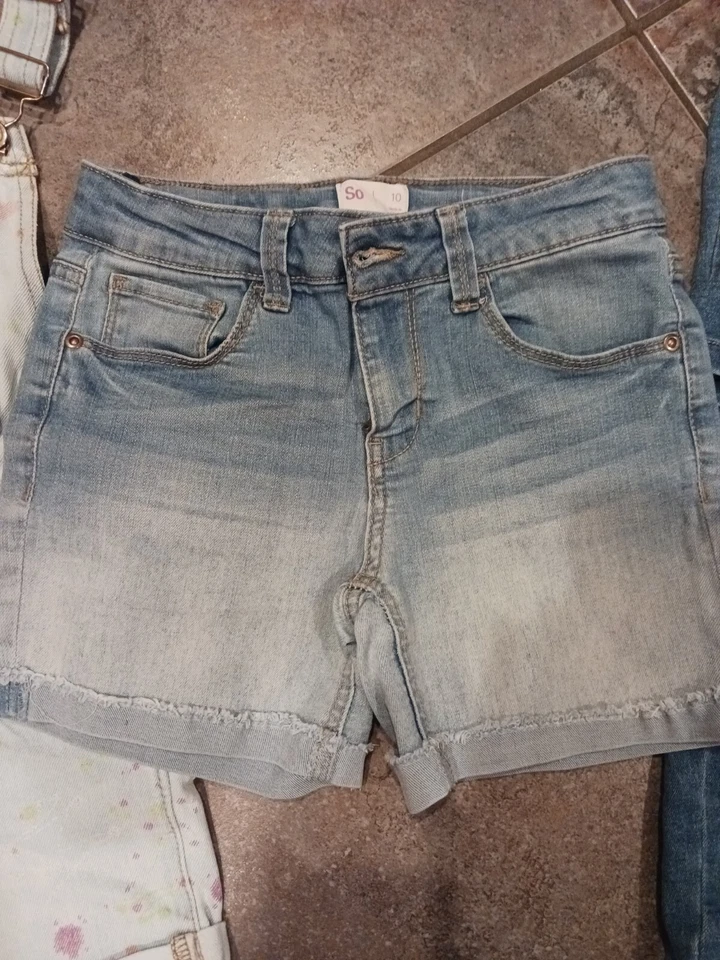 4 Sets of Girls Size 10-12 Denim Shorts - Image 4 of 4