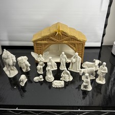 Vintage 16 Piece Nativity Set Ceramic Handmade With Stable
