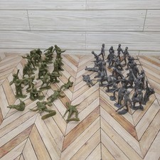 Lot of 54 Vintage Louis Marx WW2 Army Men German American Marked Read