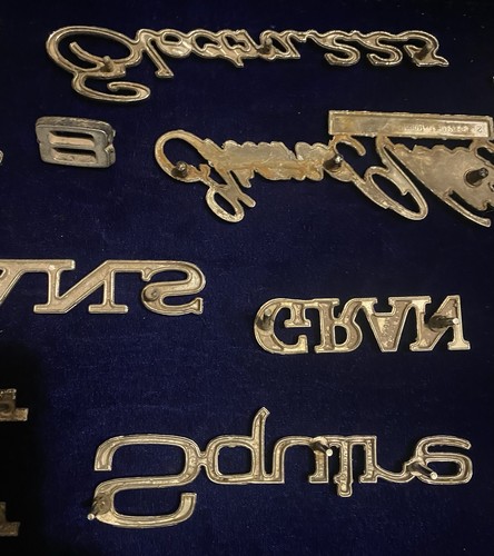 VINT METAL CAR / TRUCK EMBLEM LOT USE DISPLAY CADILLAC FORD CHEVY DODGE MOPAR - Picture 13 of 15