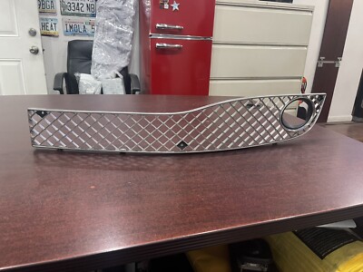 3Y0807667F Bentley Mulsanne Left Bumper Grille
