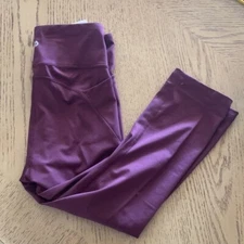 All in Motion NWT High Rise Capri Contour