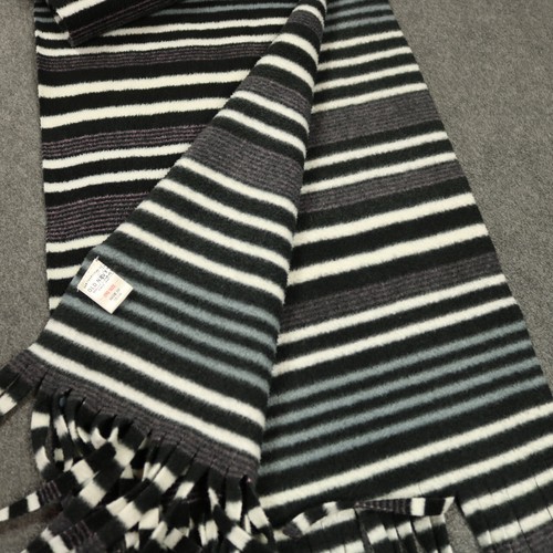 Old Navy Striped Fringed Fleece Rectangle Scarf Black Gray White O/S 70"x9.75" - Picture 4 of 14
