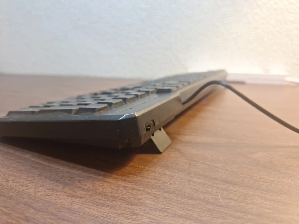 Motospeed Gaming Keyboard With Multicolored LED Option - Image 3 of 4