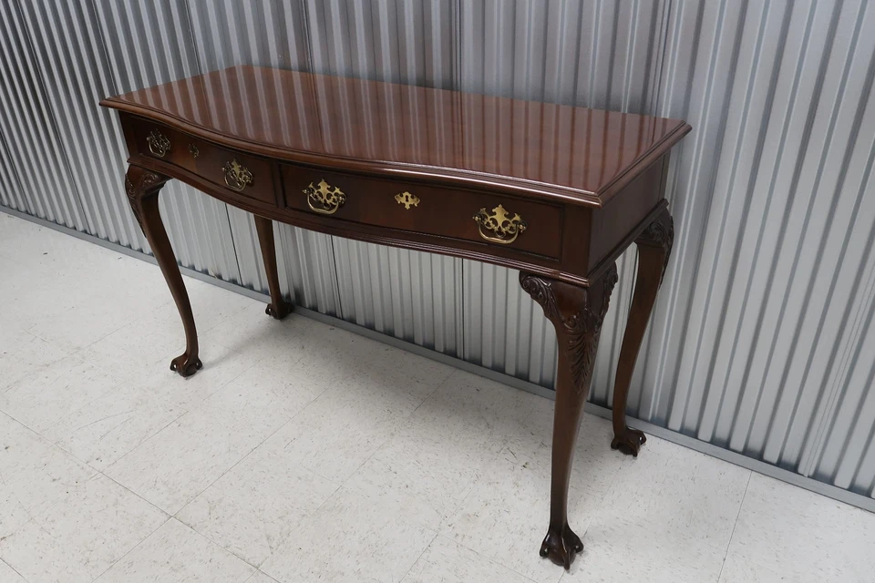 Drexel 18th Century Mahogany Serpentine Console Table / Sideboard Ball & Claw - Image 2 of 4