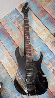 Ibanez E Gitarre RG 370B
