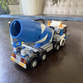 LEGO #7990: City Cement Mixer & Minifigure | Sold As Pictured | Free Shipping!!!