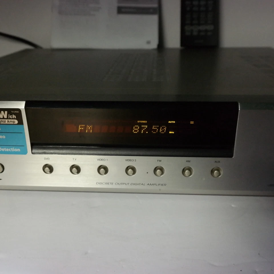 Onkyo TX-LR552 AV Receiver 6.1 Channel Slim Design Component Video 65W/channel - Image 2 of 4