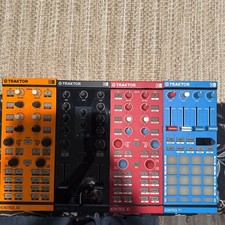 Native Instruments TRAKTOR KONTROL Z1 F1 and ...