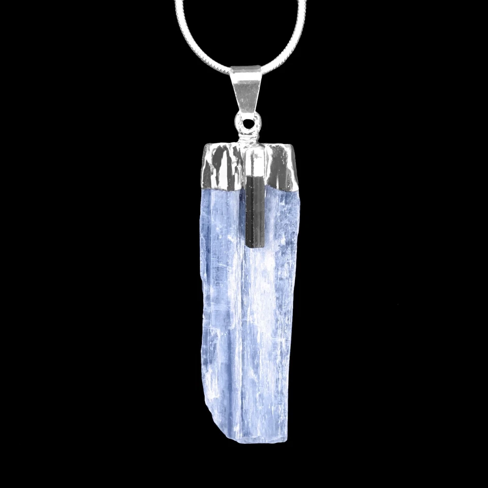 Colgante de chakra de cristal de cianita turmalina negra y collar de plata de ley 925 Foto 4 de 4