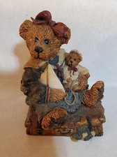 Vintage BOYDS BEARS  FRIENDS 1993 2000 Sailboat Suitcase
