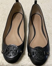 Tory Burch Mini Miller Black Leather  Logo Pump Size 6M