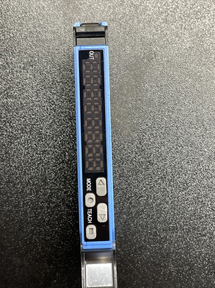 SICK WLL180T-N434 12-24VDC Fiber Optic Photoelectric WLL180TN434 DIN Rail NPN - Image 2 of 4