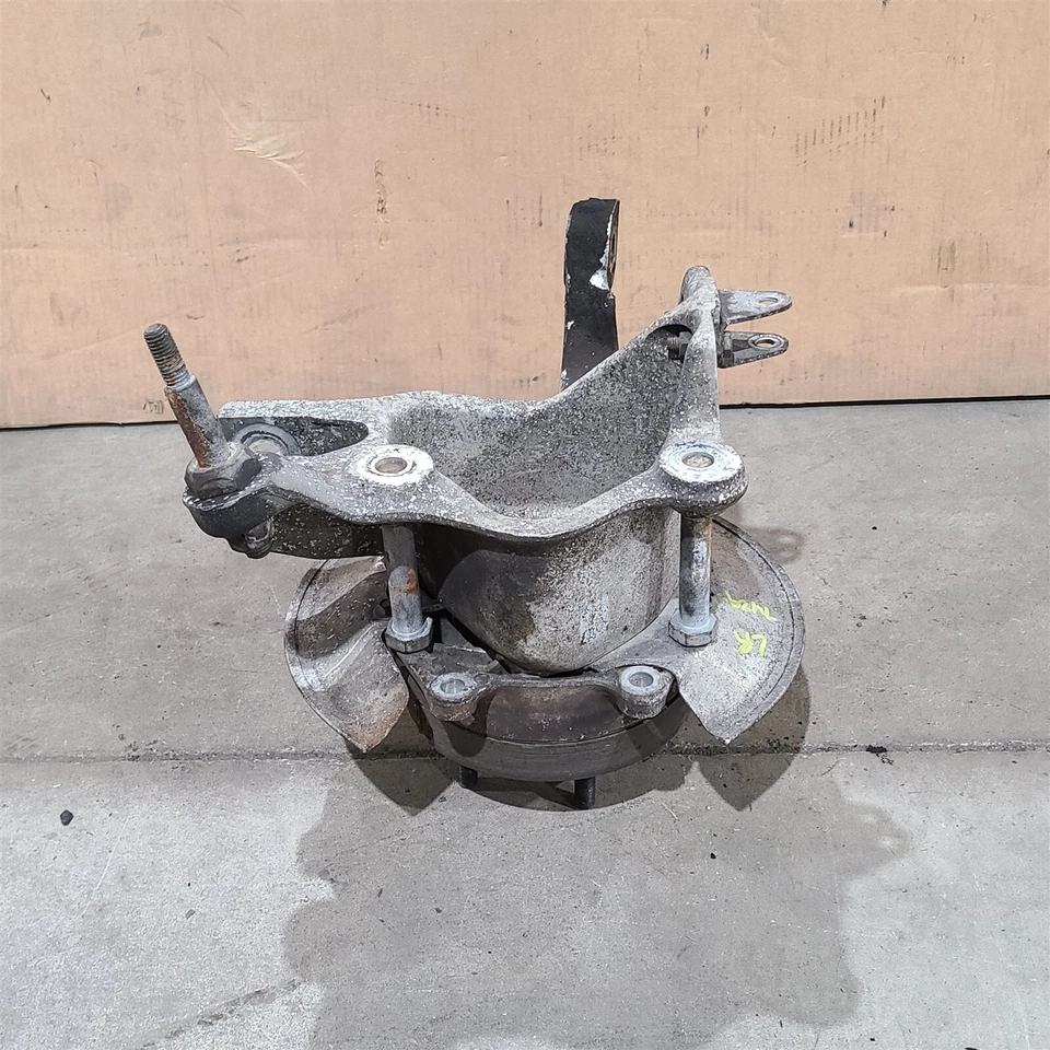 84-87 Corvette C4 Driver Rear Spindle Knuckle Hub Lh Aa7429 - Image 2 of 4