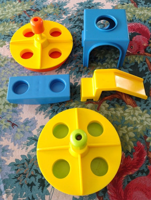5 VTG Fisher Price Little People Pieces-Slide Blue Cube 2 Merry Go Rounds Teter