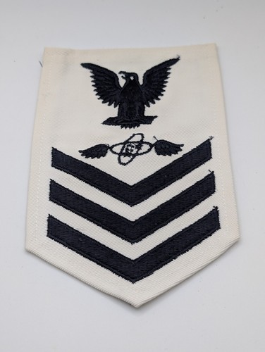 US Navy PO1 E-6 White Dress Rating Badge Nuclear Field Patch Vintage