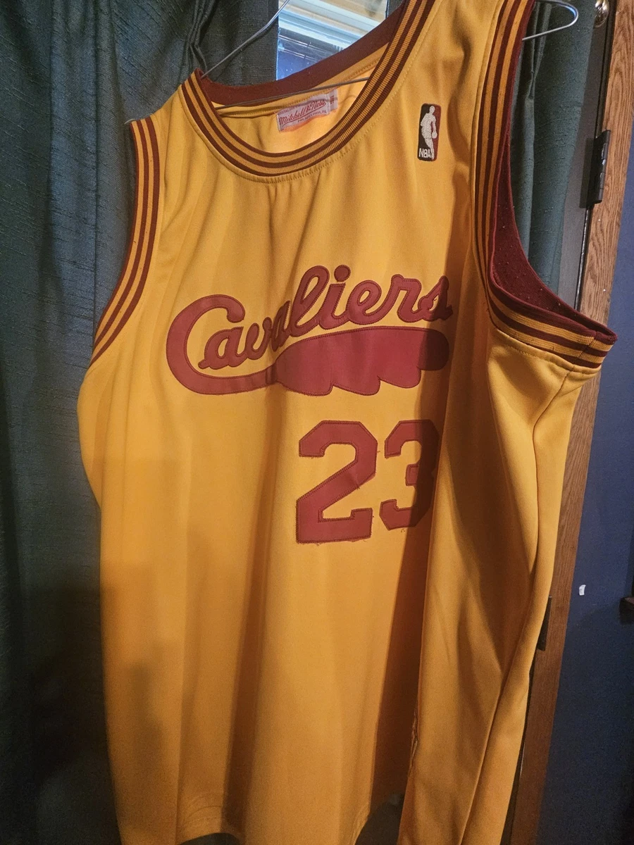 Preços baixos em Cleveland Cavaliers Amarelo Camisas da NBA | eBay
