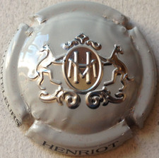 Capsule de champagne HENRIOT (57. estampée grise)