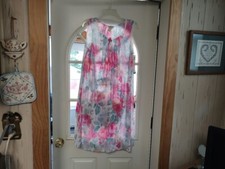 NWT Lorraine White With Flowers Nightgown Size Women's M