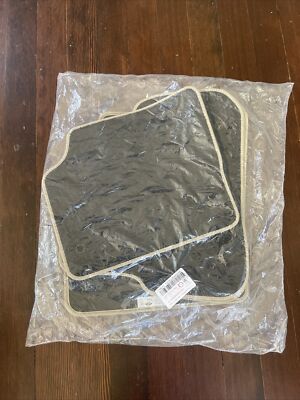 2015 - 2019 Land Rover Discovery Sport L550 Front Rear Black Floor Mats Almond !