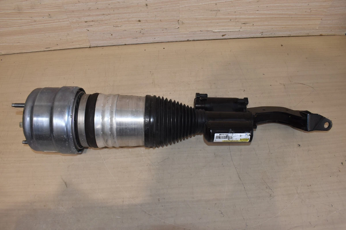 RUKURUKU様専用/幻想の夜窓辺の子猫達蓄光オルゴナイトキーホルダー