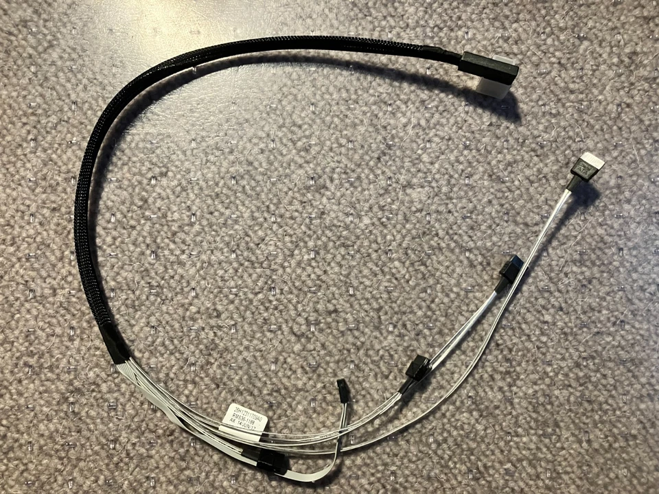 Left-angled Mini SAS HD SFF-8087 to Straight 4 SATA 7P server Internal Cable - Image 2 of 2