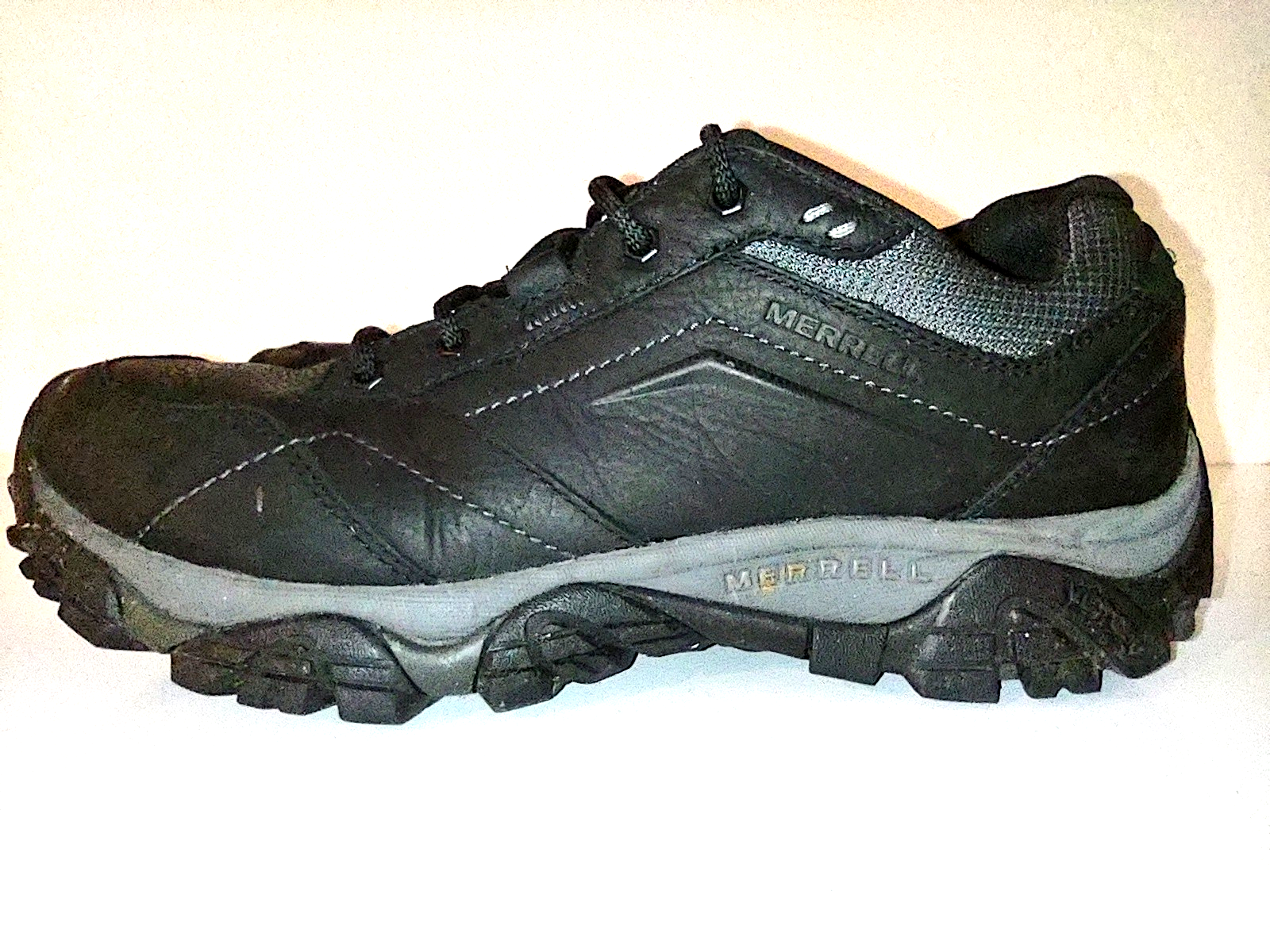 Scarpa da trekking Merrell Moab Adventure da uomo taglia 10 5 in nabuk nero Vibram J91829