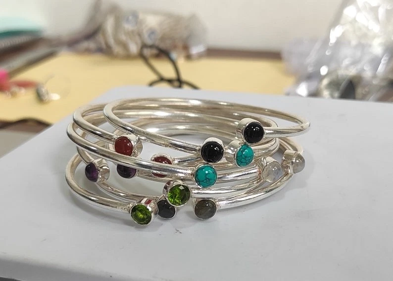 Pulseira ajustável de prata esterlina 925 feita à mão com punho de pedra preciosa - Imagem 4 de 4