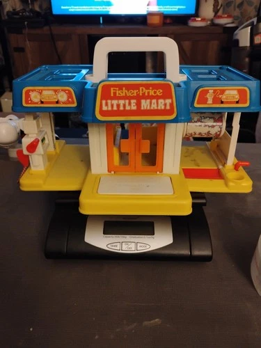 Fisher-Price 1986 Little People Little Mart Vintage Collectible