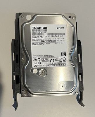 Toshiba DT01ACA100 1 TB 3.5'' SATA III 3.5 in Desktop Hard Drive