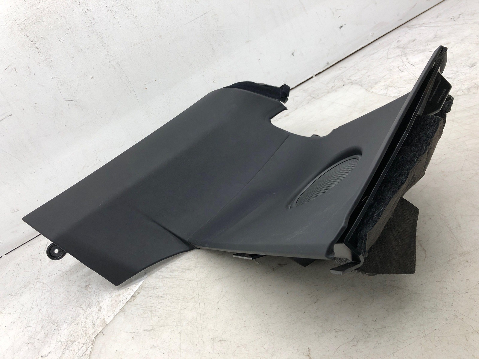 Aston Martin Vantage 2020-2023 Rear Right Quarter panel trim