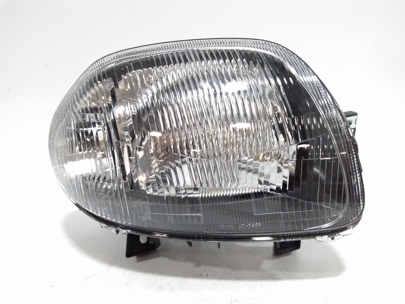Phare droit Renault Clio II Phase 1 bloc optique avant passager référence 260104030R