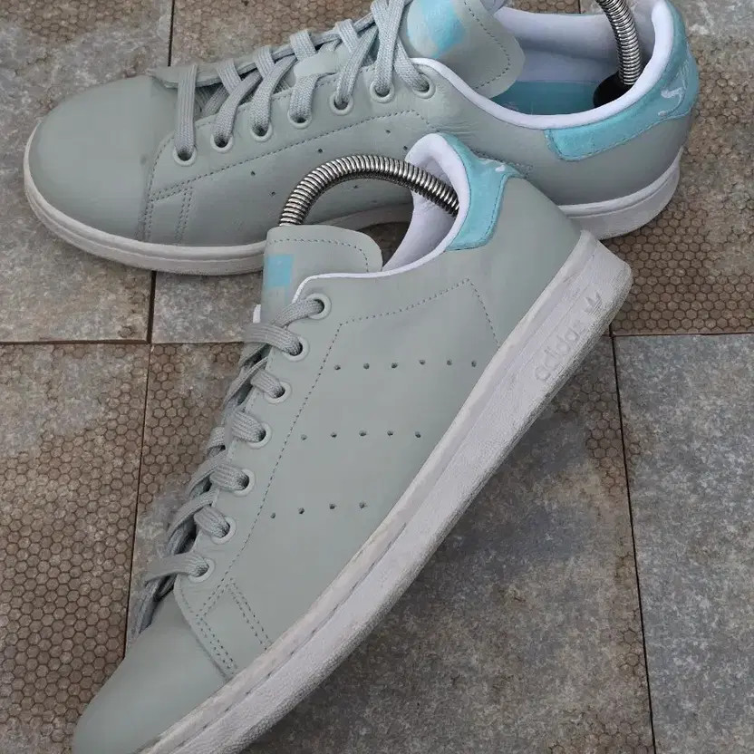 Adidas Stan Smith Silver Sneakers, Size 270 thumbnail 6