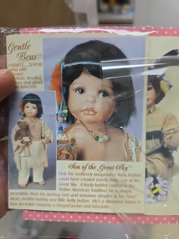 MUÑECA PARADISE GALERÍAS COLECCIÓN TESORERÍA "JOYFUL DOVE" 19” NUEVA EN CAJA Foto 4 de 4