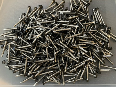 #ad 340 #14 x 2” Stainless Hex WasherHead Self Drilling Tek Screws heads painted $55.00