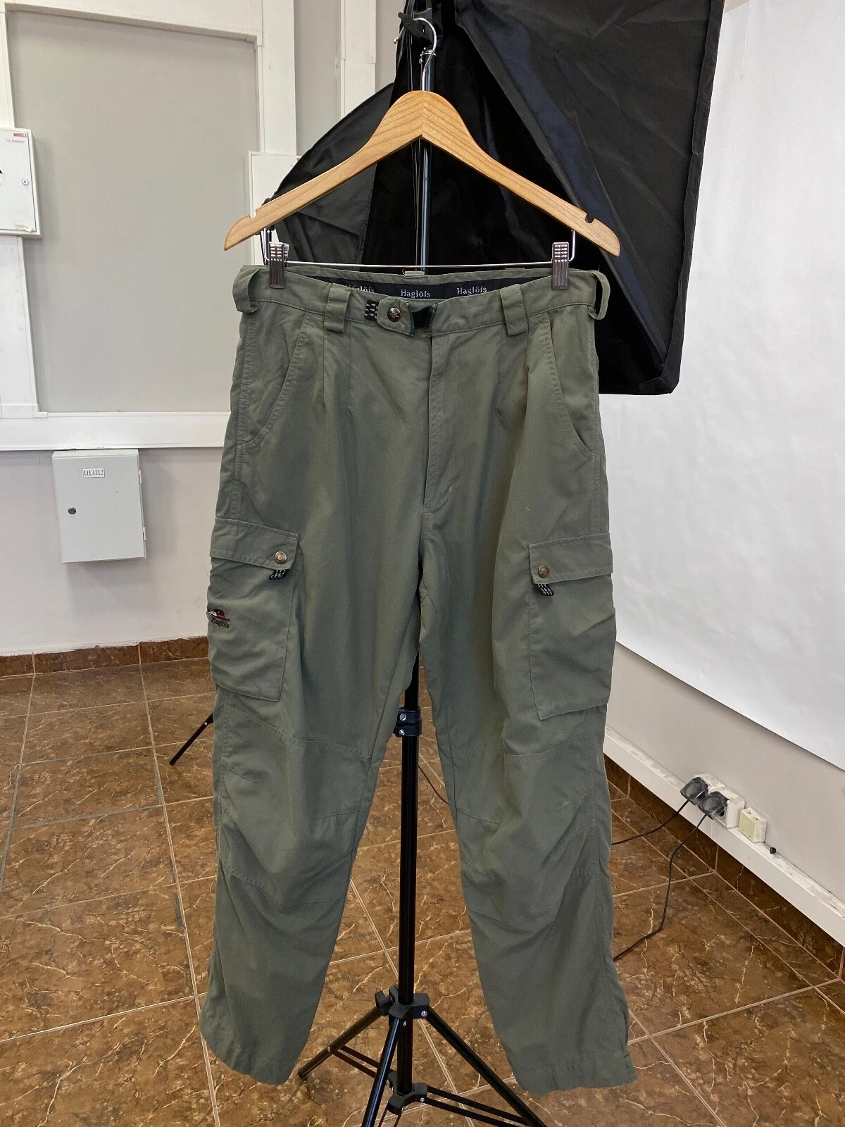 Vintage 90s Haglofs Cargo Trekking Outdoor Pants Y2K Rare size 32 color khaki
Opens in a new window