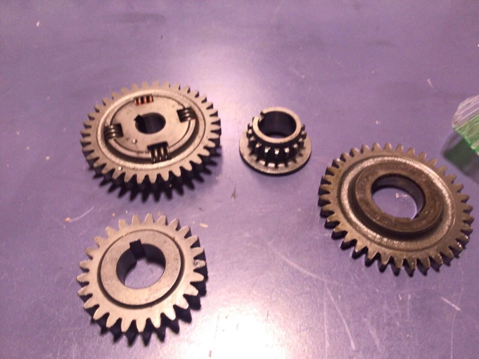 03-08 Suzuki LTZ400 Z400 Engine Crank Gears Gear Set Primary Idle ++ - Image 2 of 3