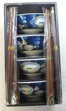 Japanese Sushi / Soup Bowl Dinner Lunch Set of (4) w/ Chopsticks Fish - L663