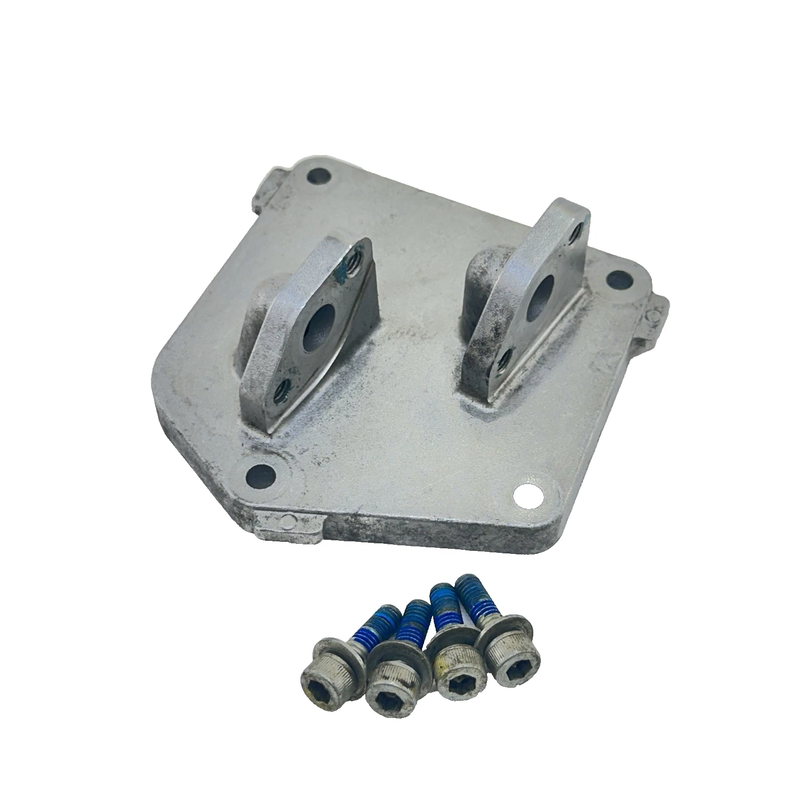 2017 - 2024 SUZUKI GSXR 1000 Soporte Manguera Enfriador Aceite Bracket