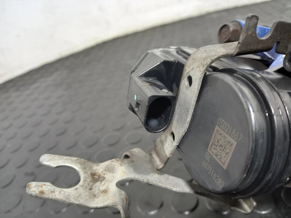 BMW Z4 Brake Caliper 2018-2023 2.0L B48B20O1 (B48B20B) RDE2 O/S Rear RH - Image 4 of 4