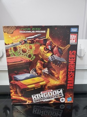Kingdom WFC Rodimus Prime Transformer