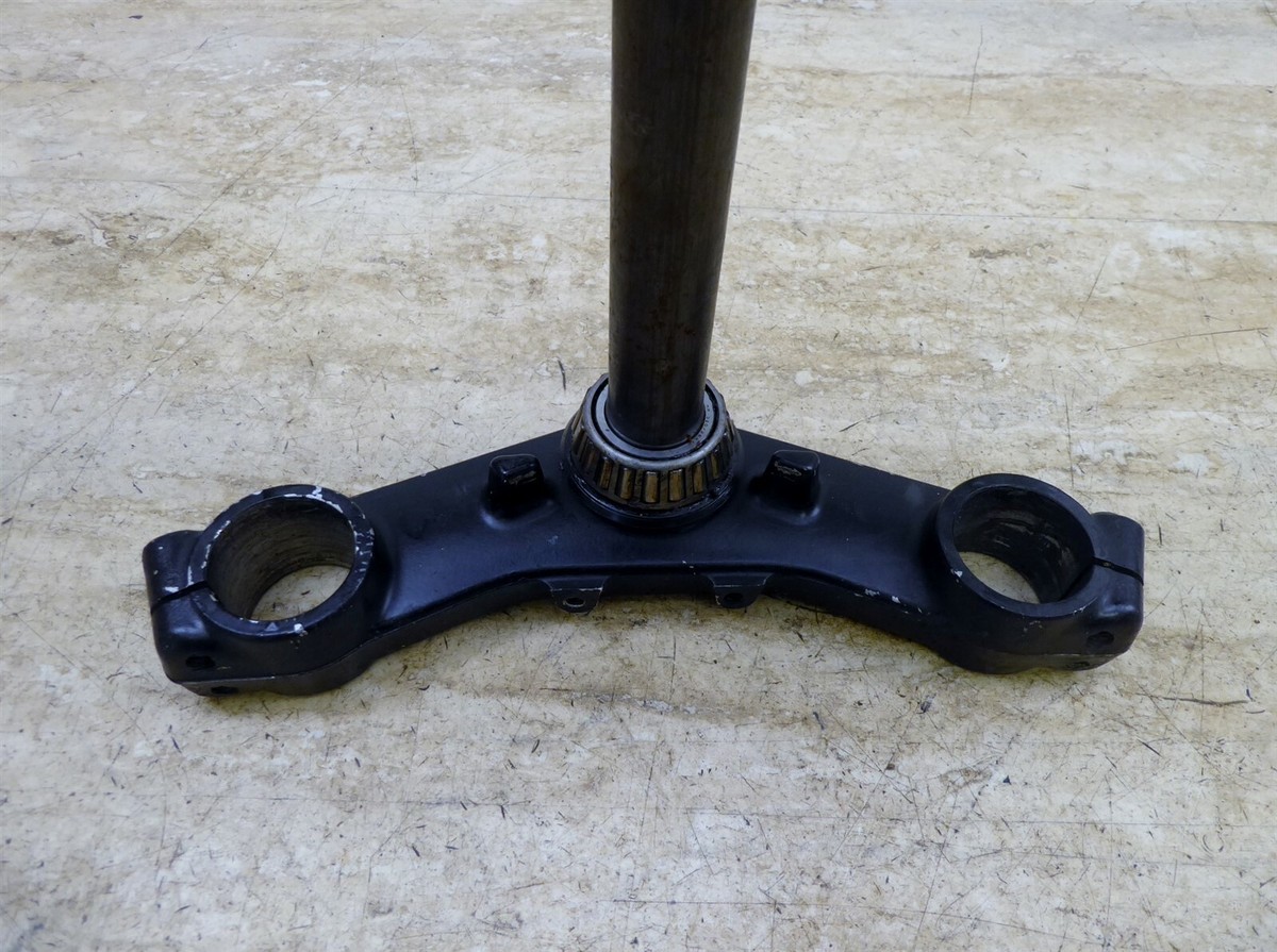1984 Kawasaki GPz900R Ninja ZX900 K453. triple tree steering